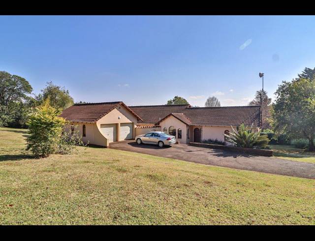 4 BEDROOM FREEHOLD TO LET IN WORLDS VIEW
